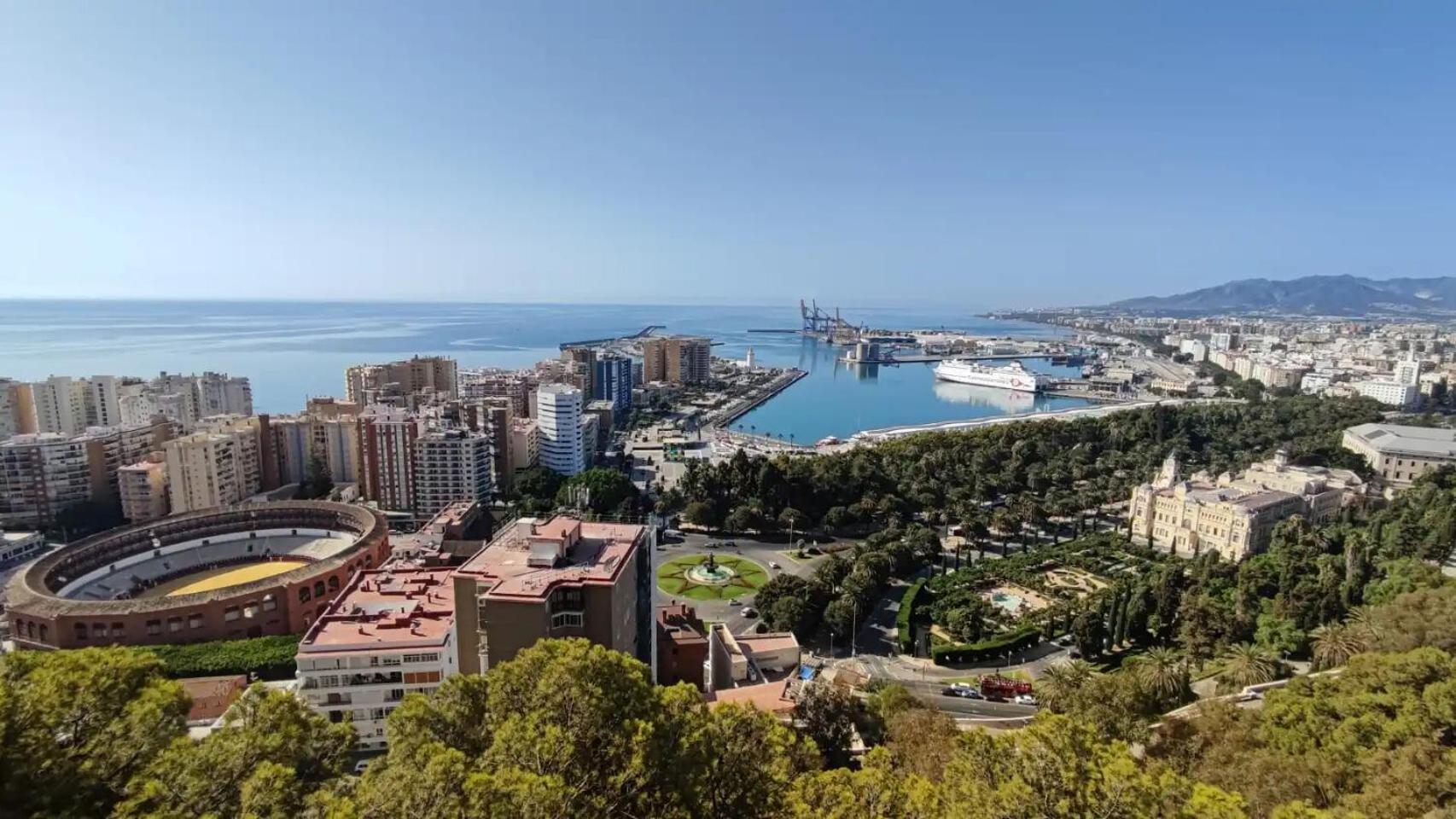 Sol Y Arte Suites Malaga Centro Экстерьер фото